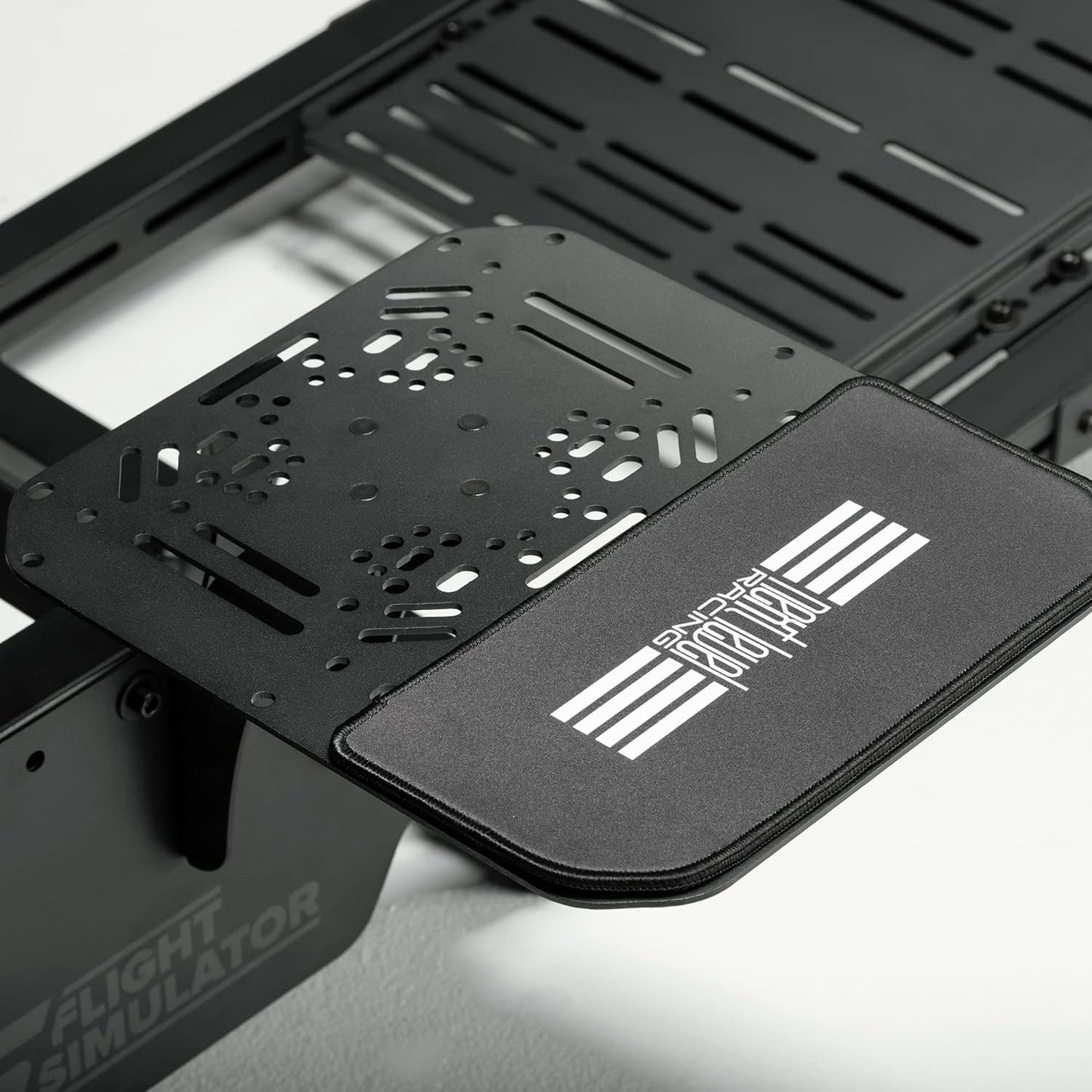 flight-simulator-nlr-s018-black-4