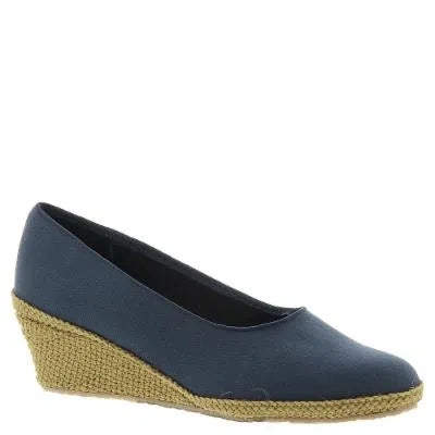 Beacon Newport - Womens 7.5 Blue,Navy Slip on Medium (NEW)