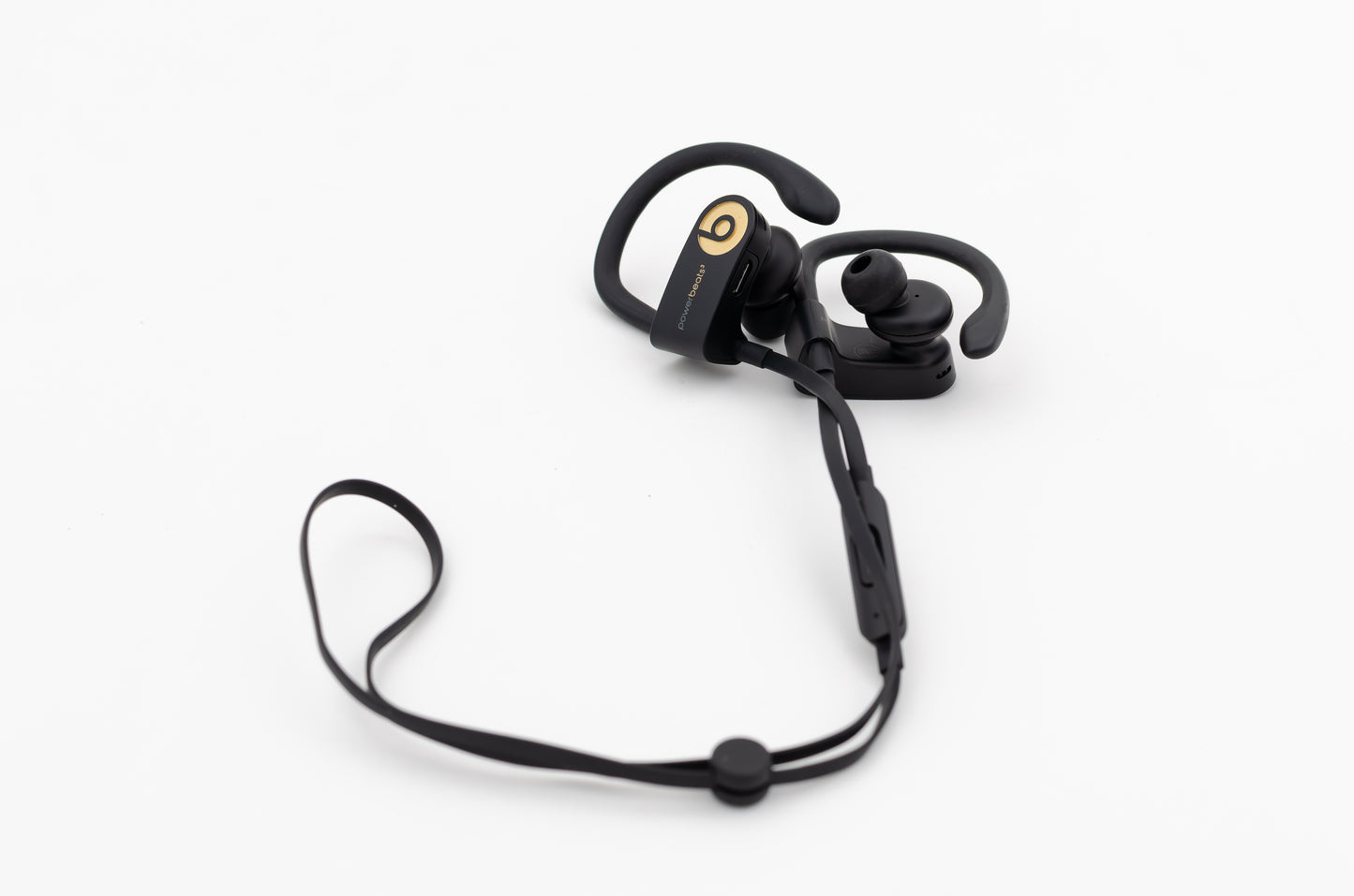 beats-powerbeats3-wireless-earphones-w/-apple-w1-chip-trophy gold-2