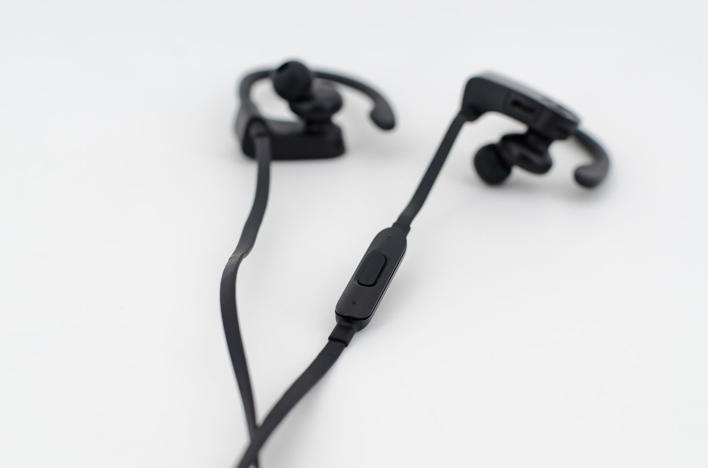 beats-powerbeats3-wireless-earphones-w/-apple-w1-chip-black-4