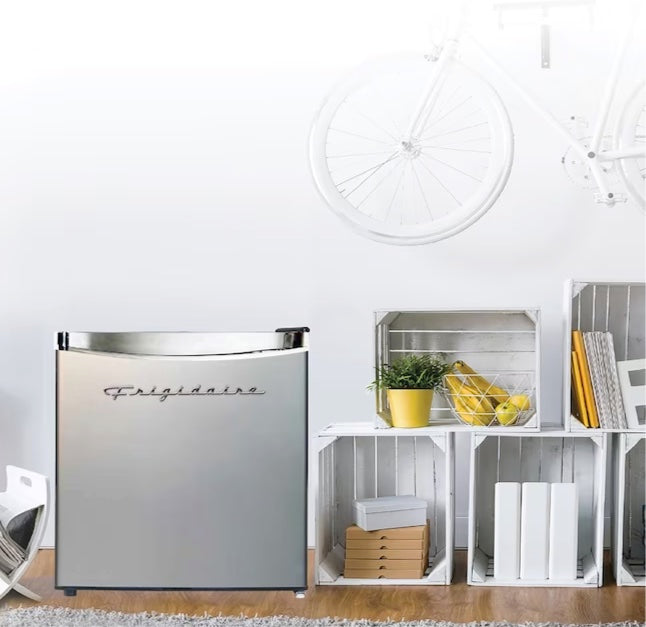 upright-freezer-efrf114-stainless steel-4