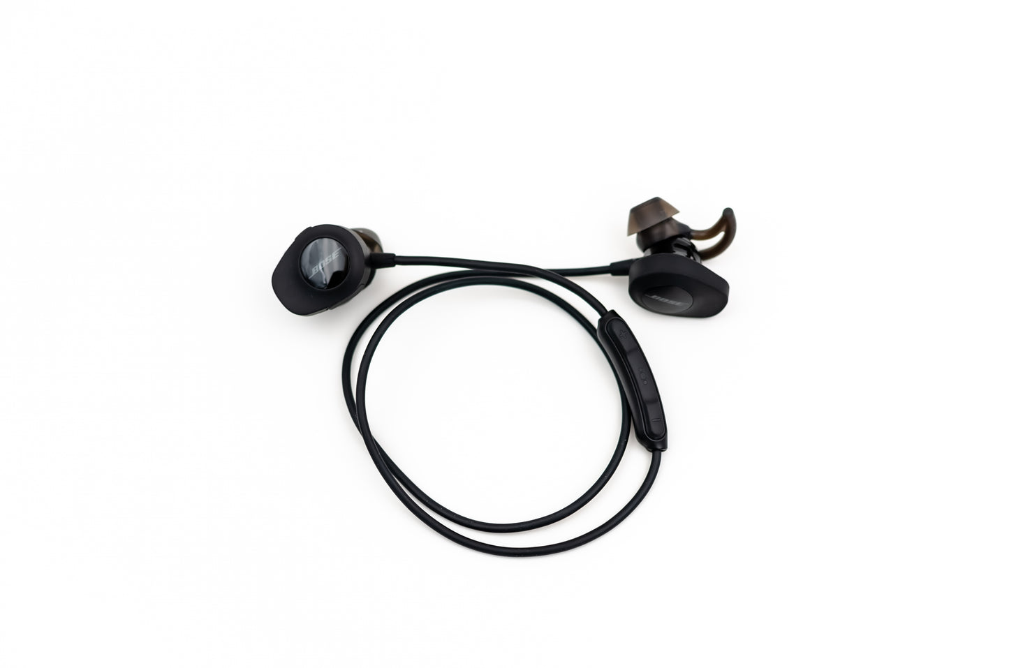 bose-soundsport-wireless-headphones-black-3