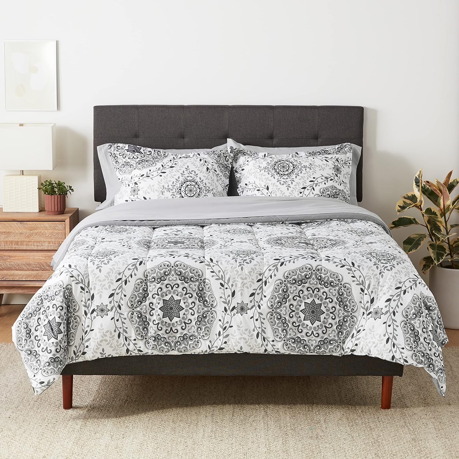 7-piece-light-weight-bed-in-a-bag-comforter-bedding-set-b08frhqvm1-new-grey medallion-1