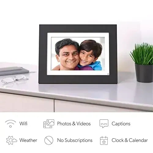 Brookstone PhotoShare Friends and Family Smart Frame, 10 inch (NEW)