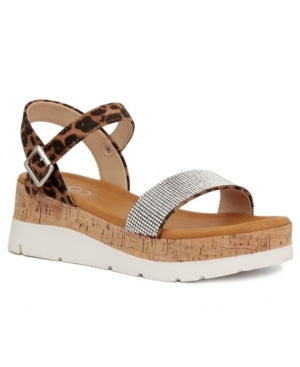 Sweet Steps: Sugar Sandals for Effortless Summer Style