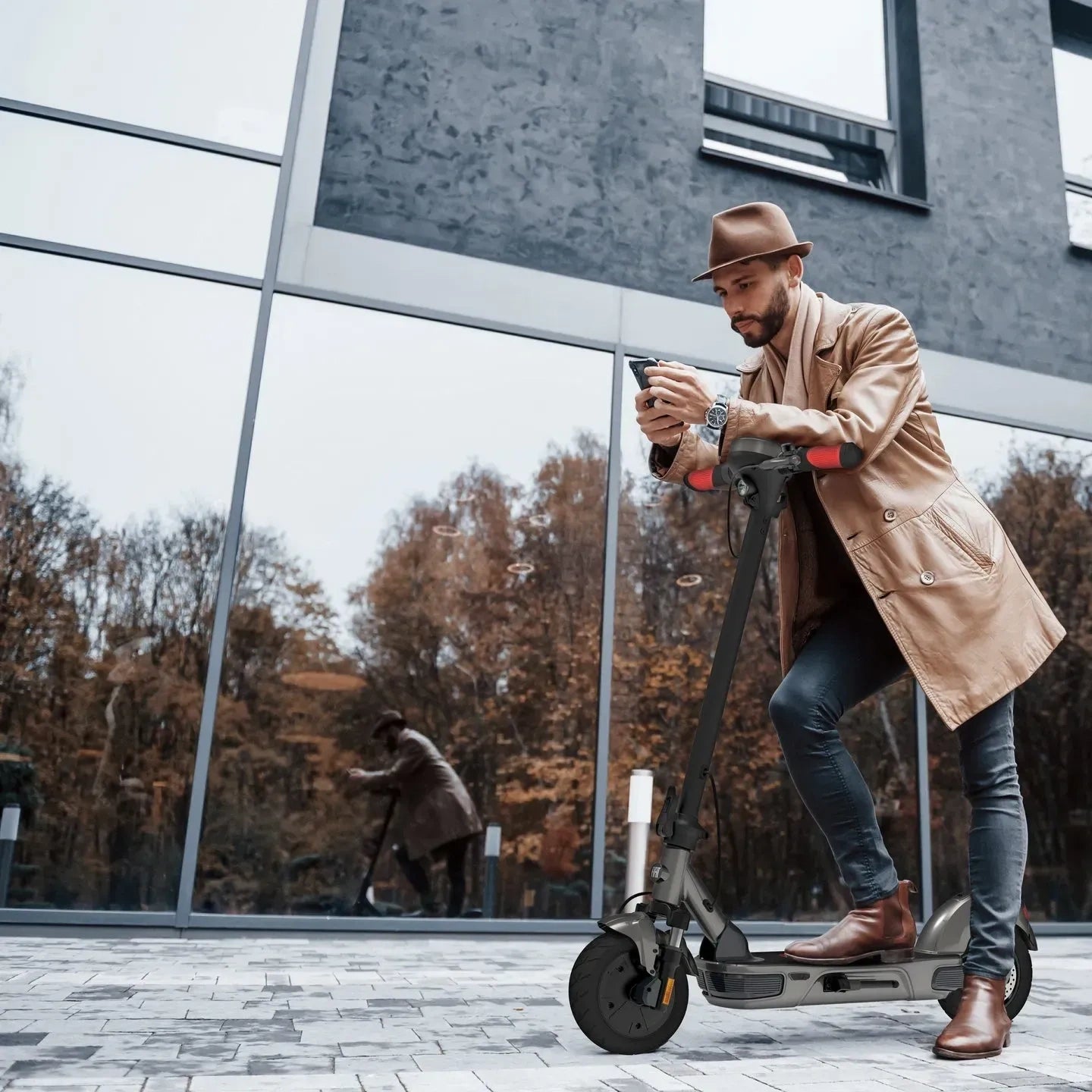 FIAT 500e 10.0 Electric Scooter w/ 21.75 Mile Range (NEW)