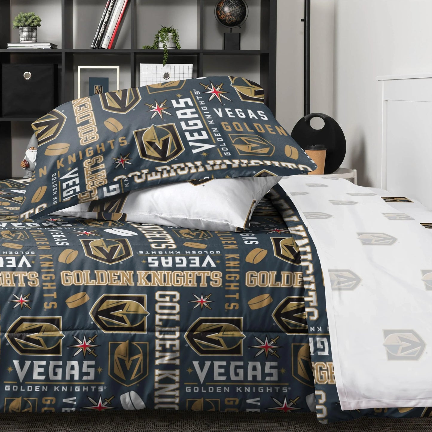 FOCO Comforter Bedding 5 Piece Set (NEW)