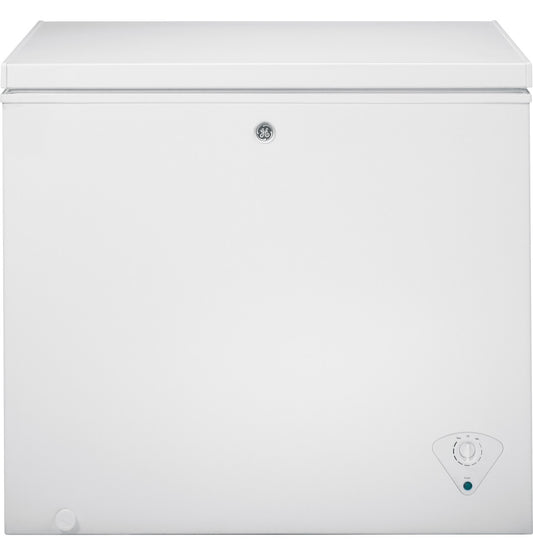 7-cu.-ft.-manual-defrost-chest-freezer-fcm7stww-white-1