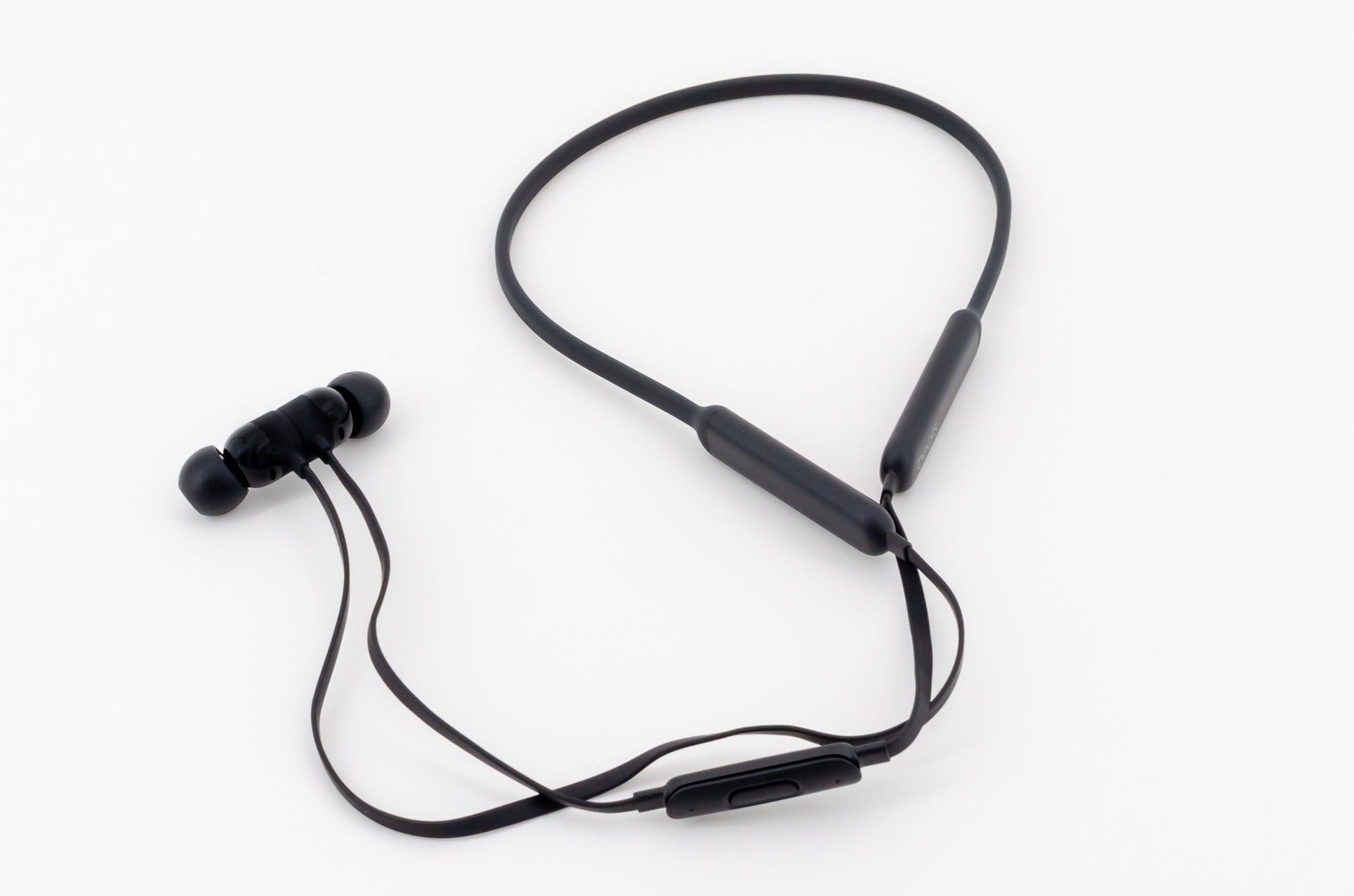beats-beatsx-wireless-earphones-w/-apple-w1-chip-black-1