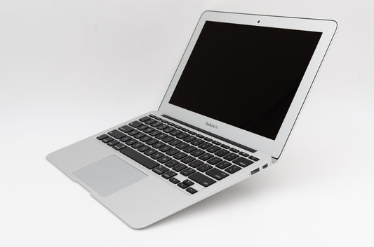 apple-mid-2013-11.6-inch-macbook-air-a1465-aluminum-dci7 - 1.7ghz processor, 4gb ram, hd 5000 - 1.5gb gpu-md711ll/a-2