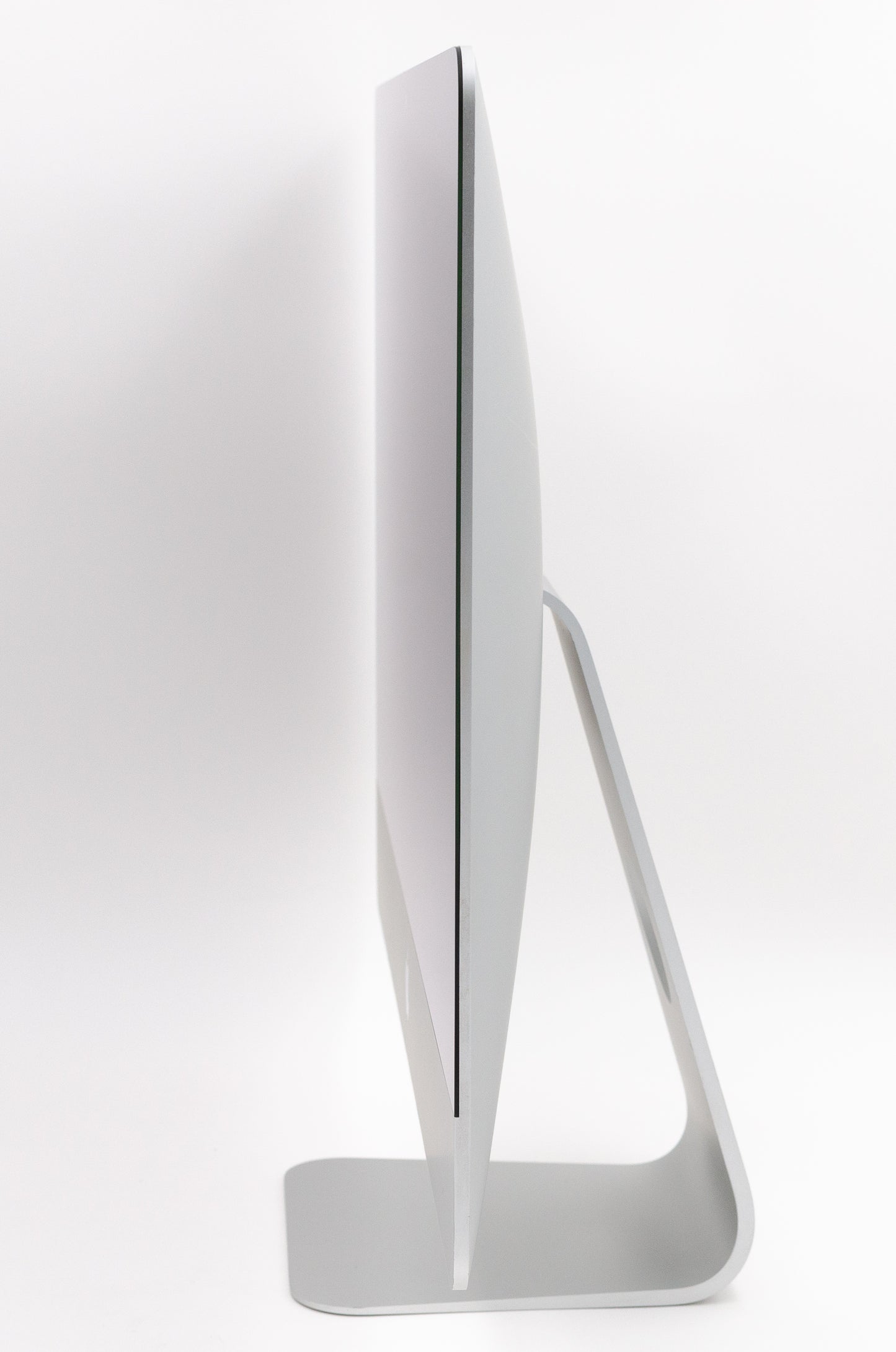 apple-early-2013-21.5-inch-imac-ultra-thin-a1418-aluminum-dci3 - 3.3ghz, 4gb ram, hd 4000 - 512mb gpu-3