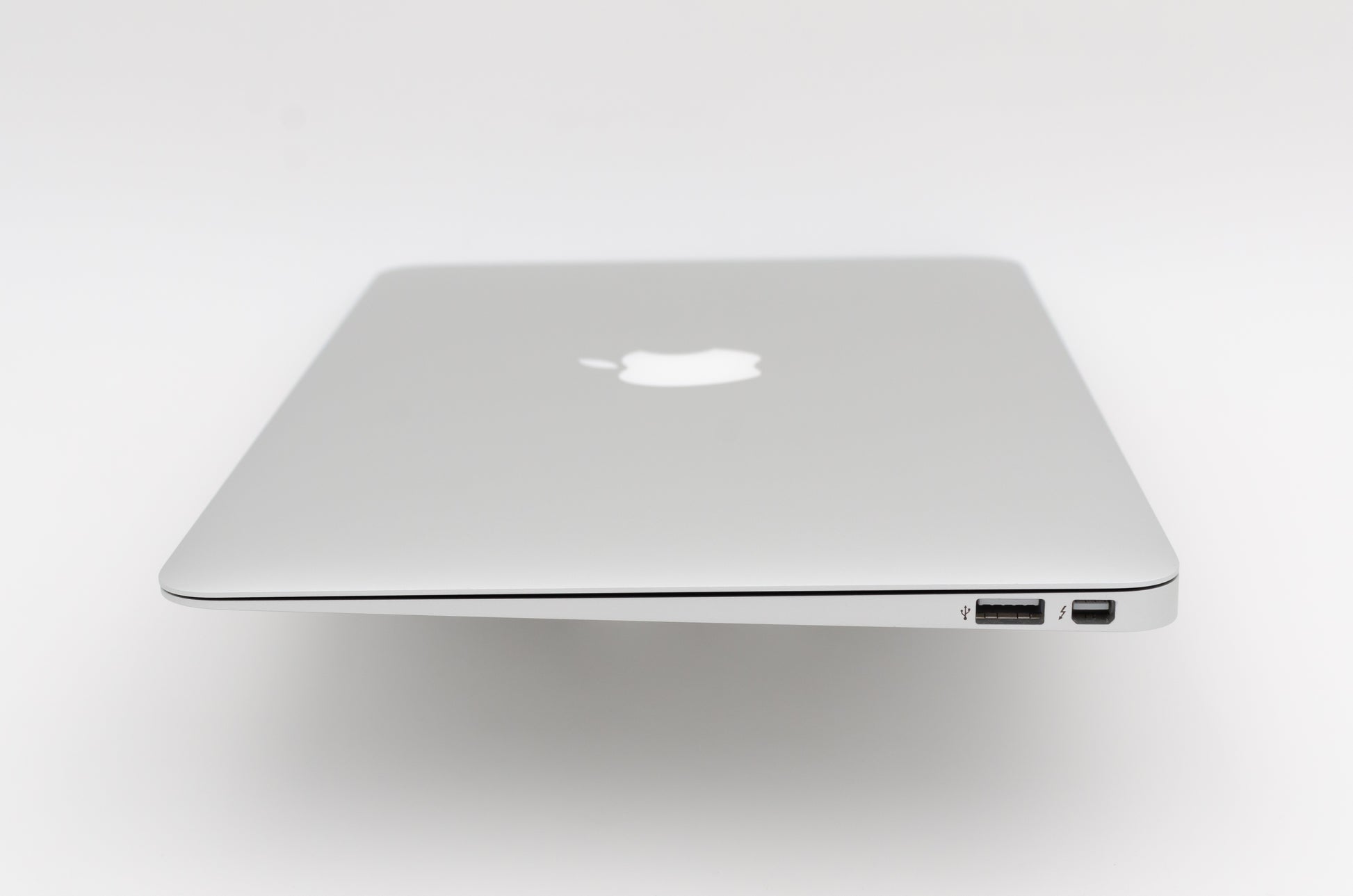 apple-mid-2012-11.6-inch-macbook-air-a1465-aluminum-dci7 - 2ghz processor, 8gb ram, hd 4000 - 512mb gpu-md845ll/a-3