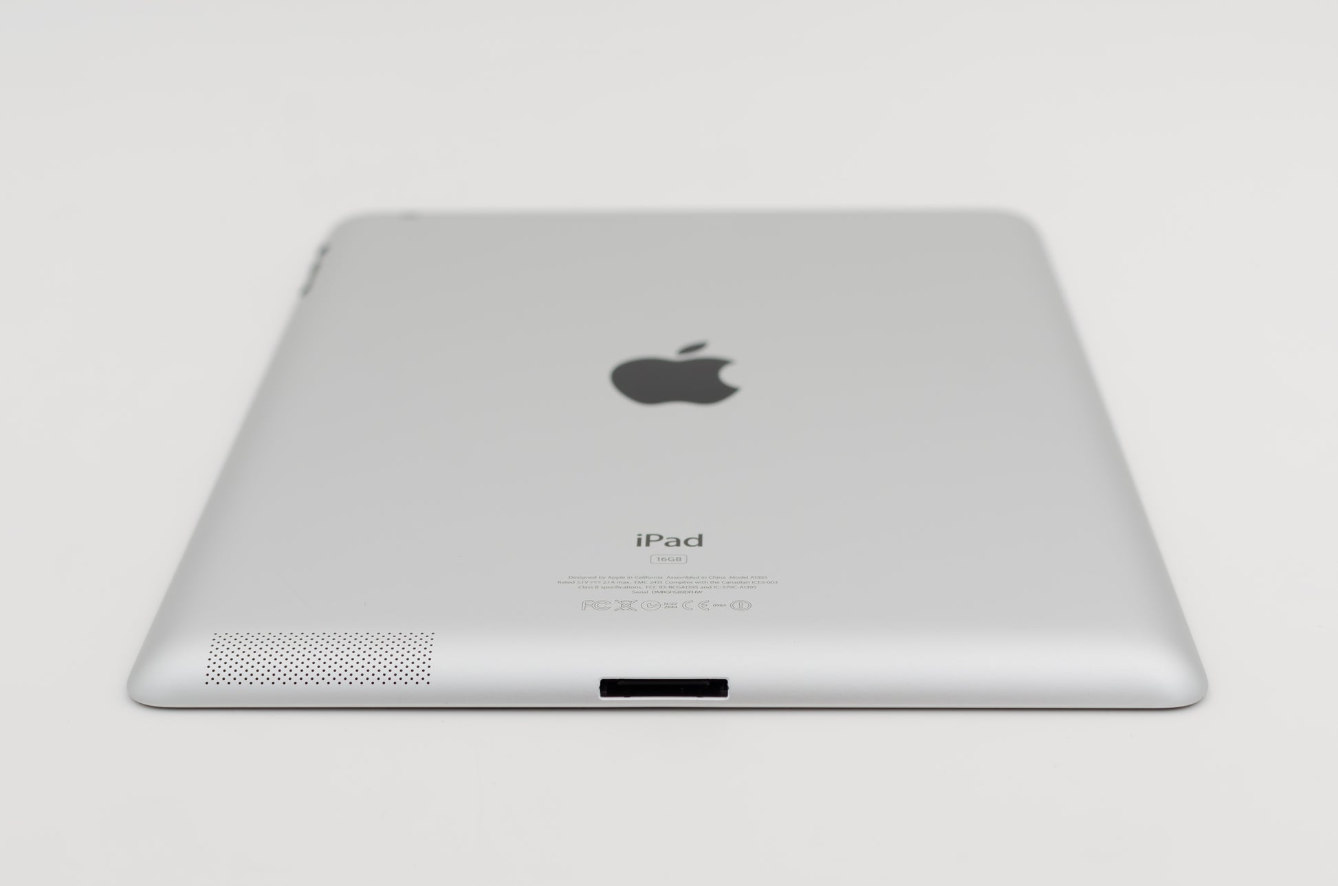 apple-2011-9.7-inch-ipad-2-a1397-silver/black-4