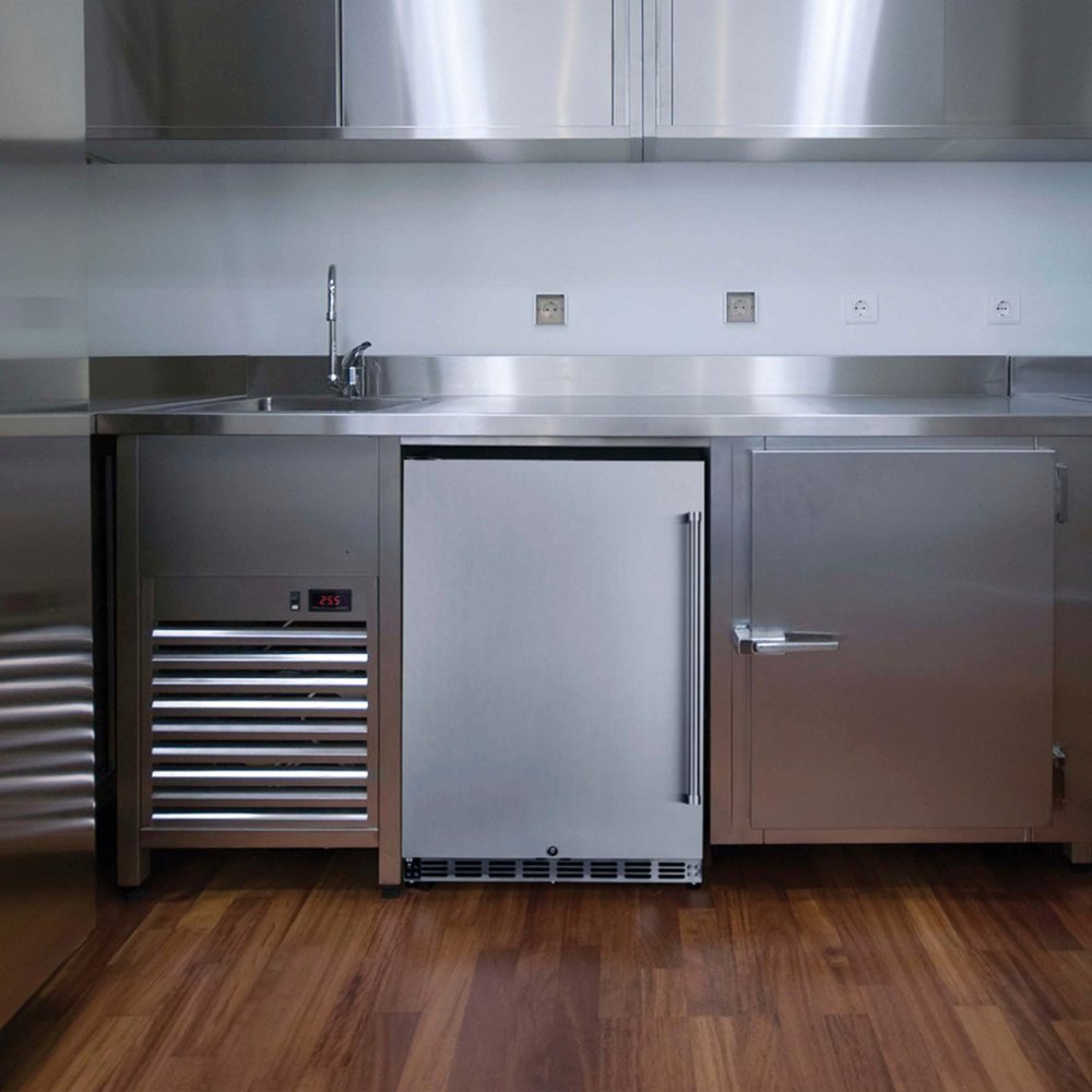 24”-commercial-built-in-fridge-ncr053ss00-stainless steel-4